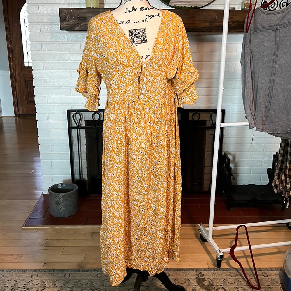 NWT Mustard Floral Maxi Dress